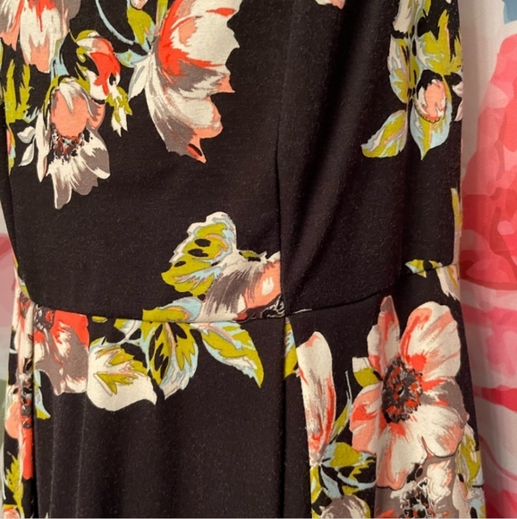 torrid | Floral Print Ponte Pleated Skater Dress - Picture 7 of 11